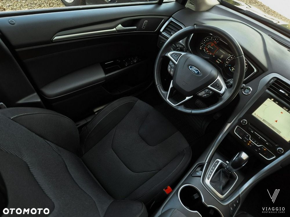 Ford Mondeo 2.0 EcoBlue Titanium - 23