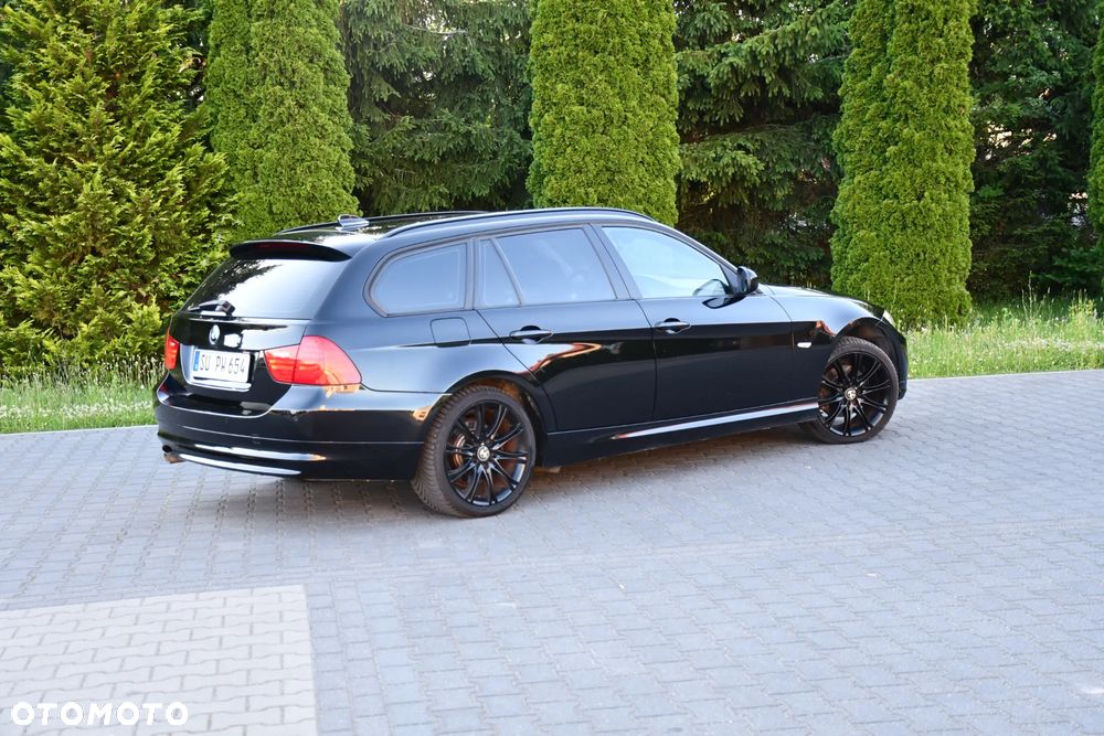 BMW Seria 3 318d - 22