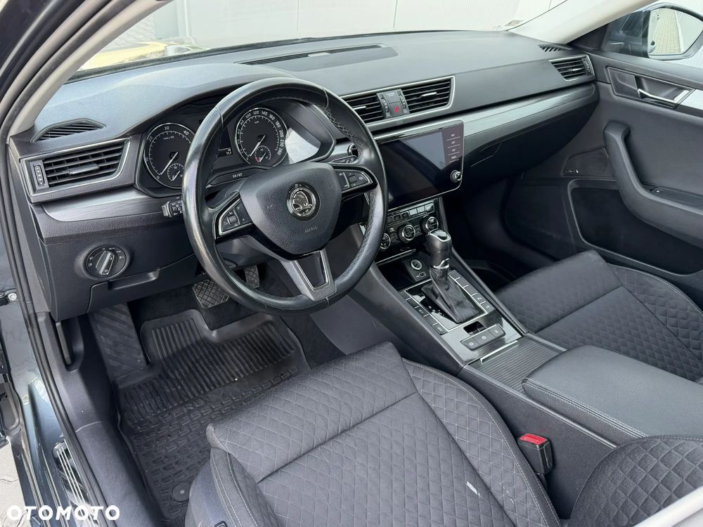 Skoda Superb 2.0 TDI Style DSG - 12