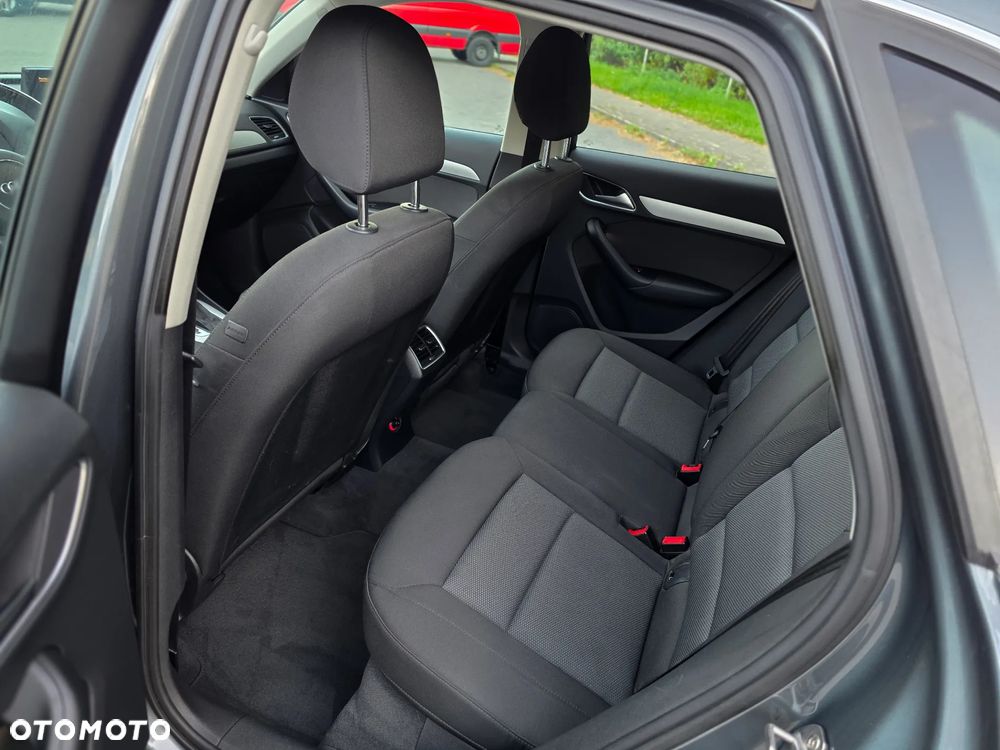 Audi Q3 - 16