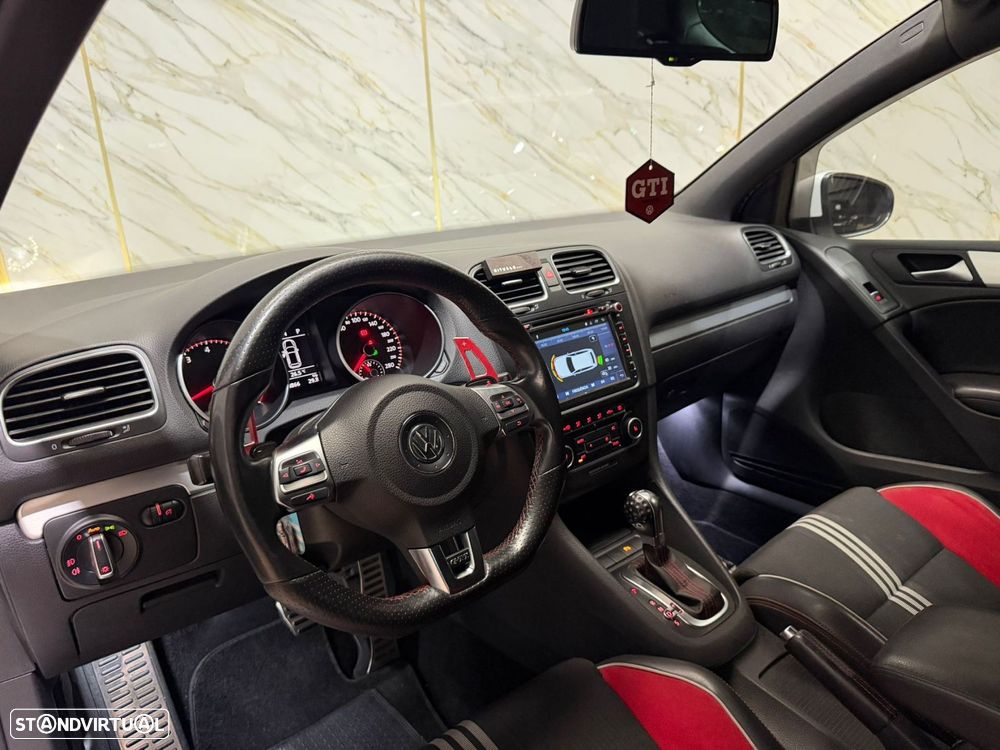 VW Golf 2.0 TSi GTI DSG - 27