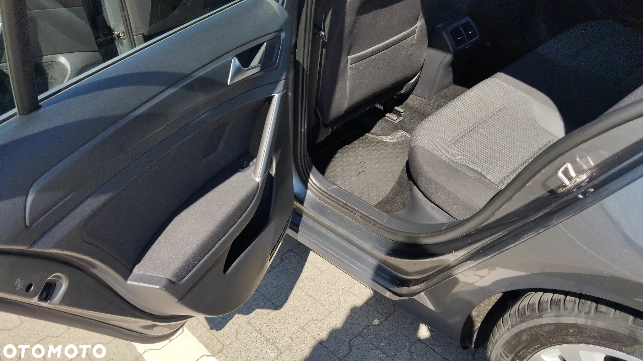 Volkswagen Golf VII 1.5 TSI BMT Comfortline - 5