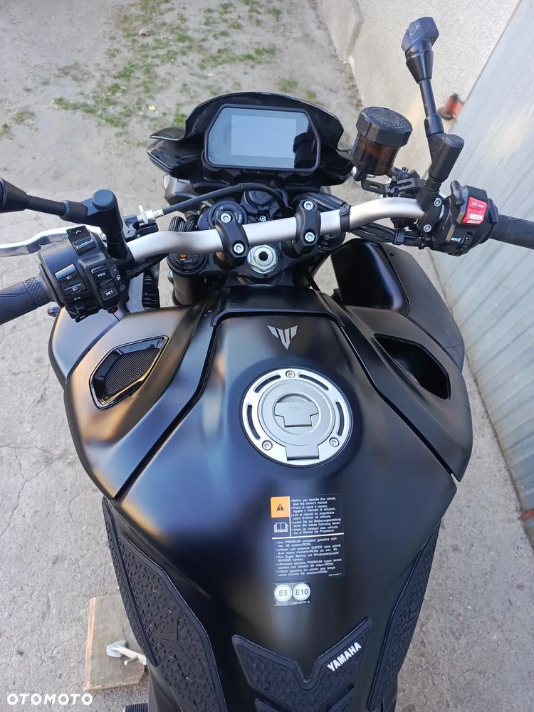 Yamaha MT - 9