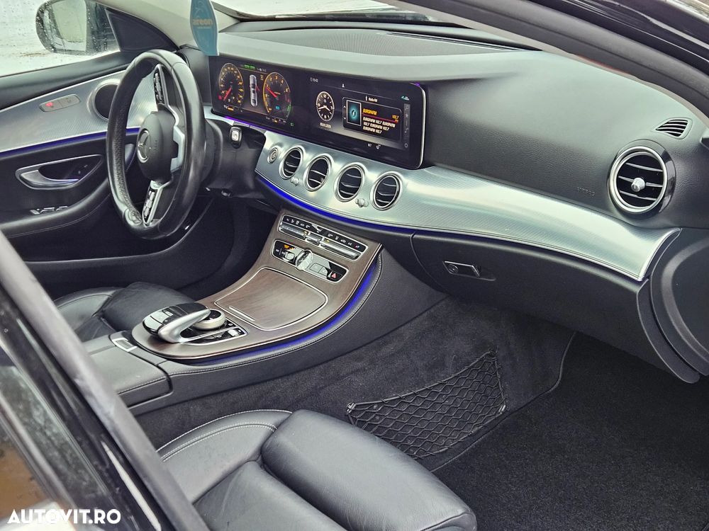 Mercedes-Benz E 300 de 9G-TRONIC - 6
