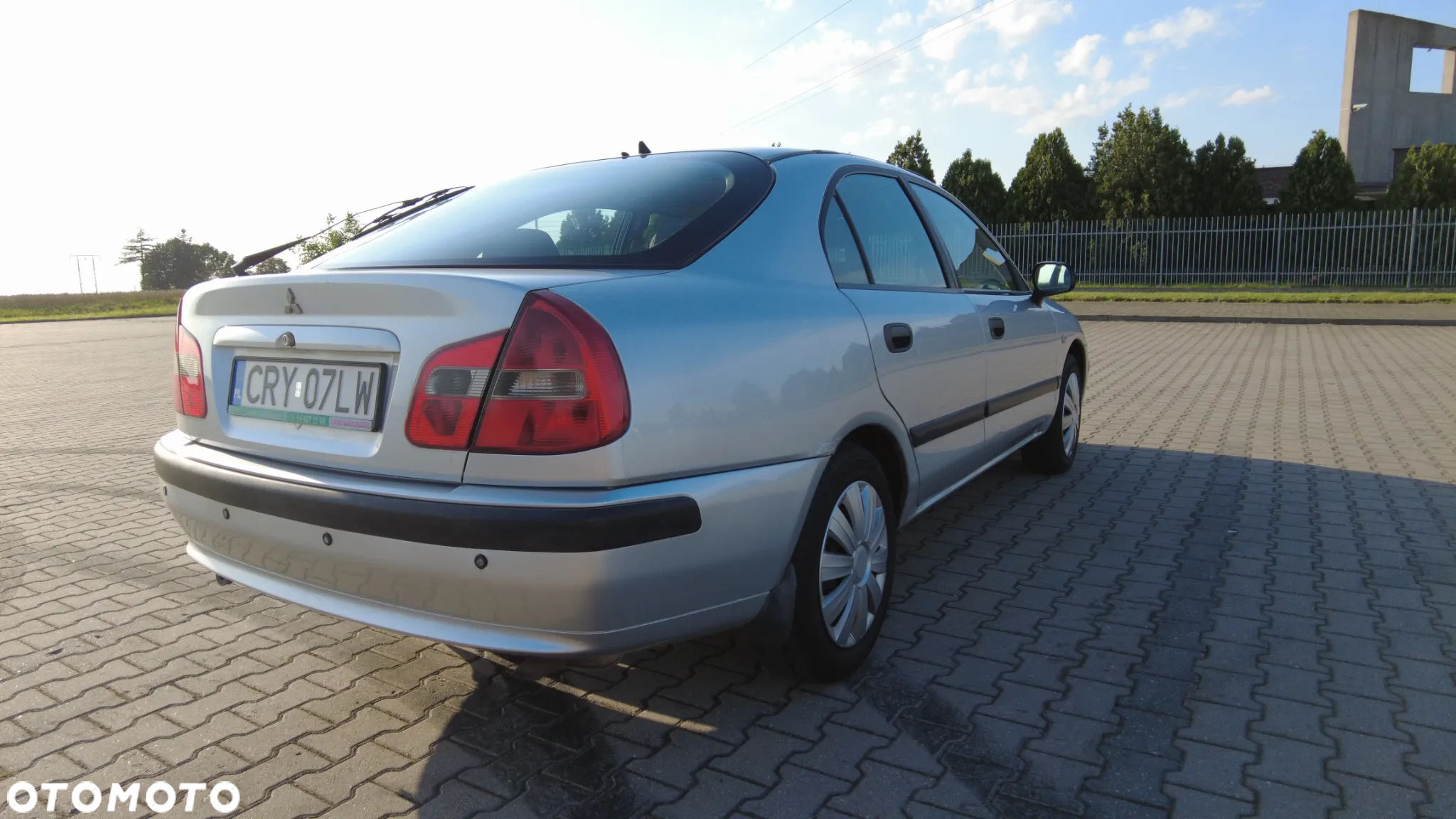 Mitsubishi Carisma 1.6 Comfort - 15