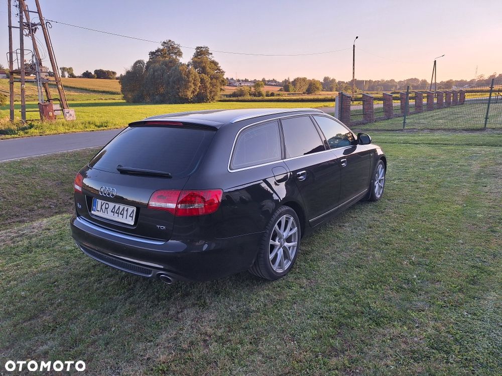 Audi A6 Avant - 1