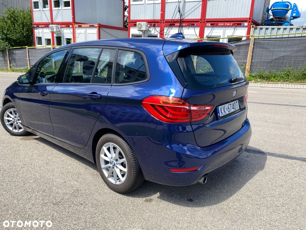 BMW Seria 2 218i - 8