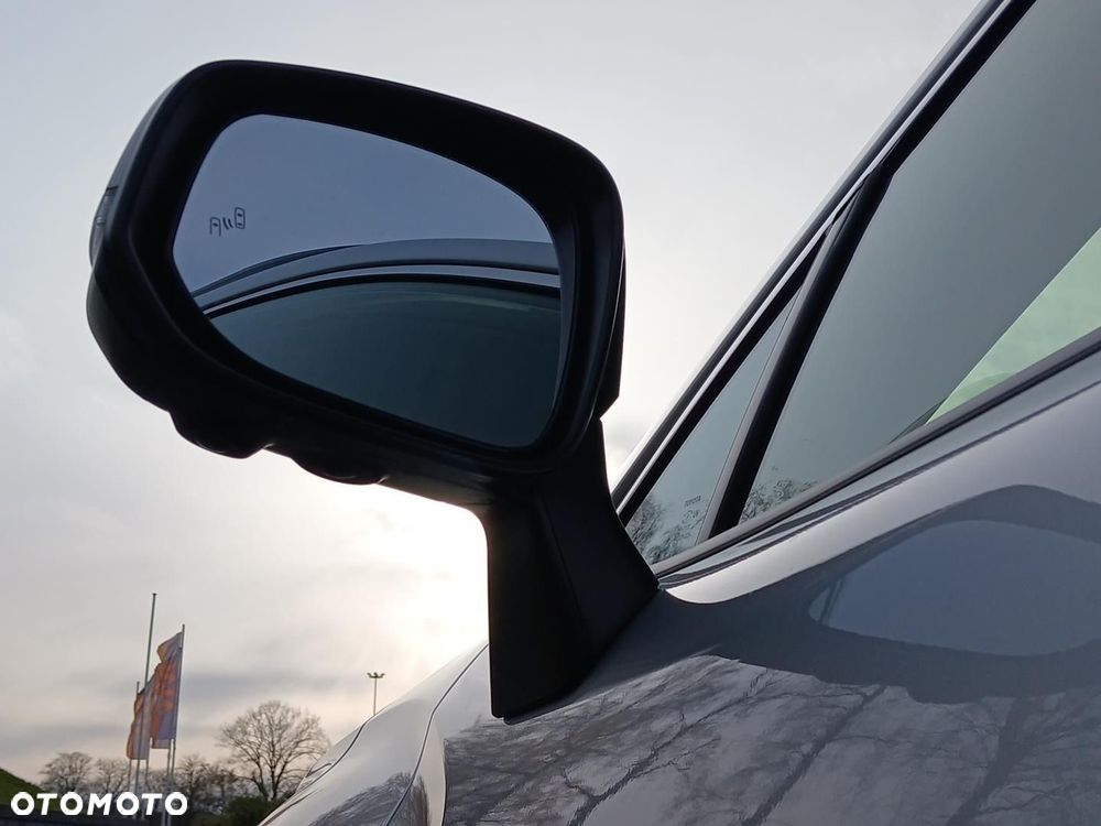 Toyota Corolla Cross 2.0 Hybrid Executive - 40