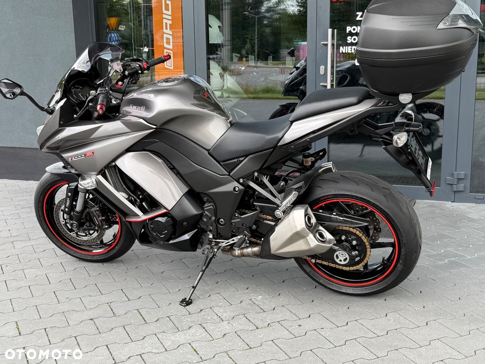 Kawasaki Ninja 1000 SX - 29