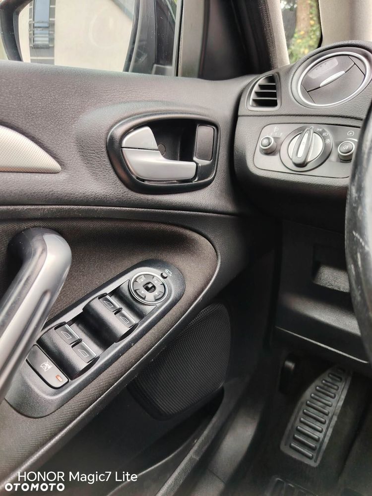 Ford S-Max 2.0 TDCi Titanium - 10