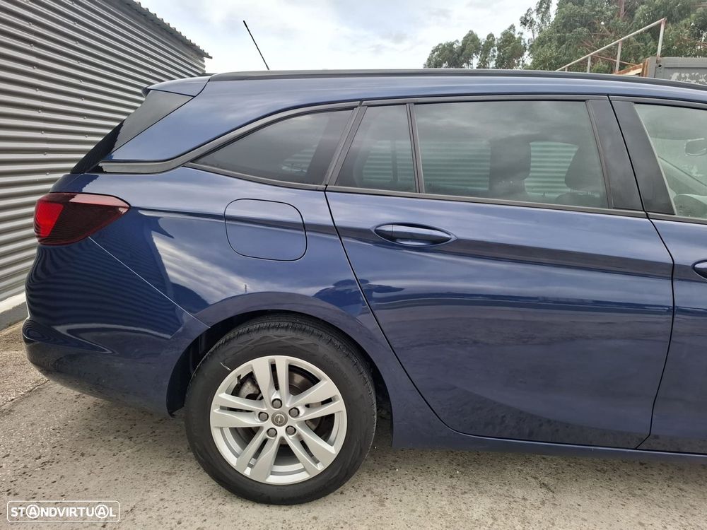 Opel Astra Sports Tourer 1.2 T Design & Tech S/S - 7