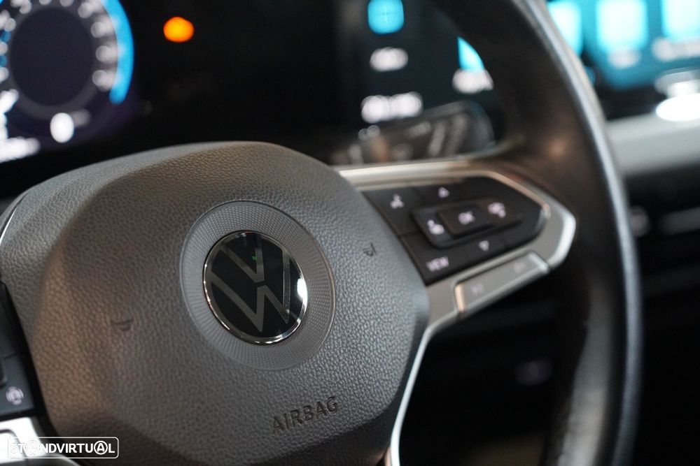 VW Golf Variant 2.0 TDi - 11
