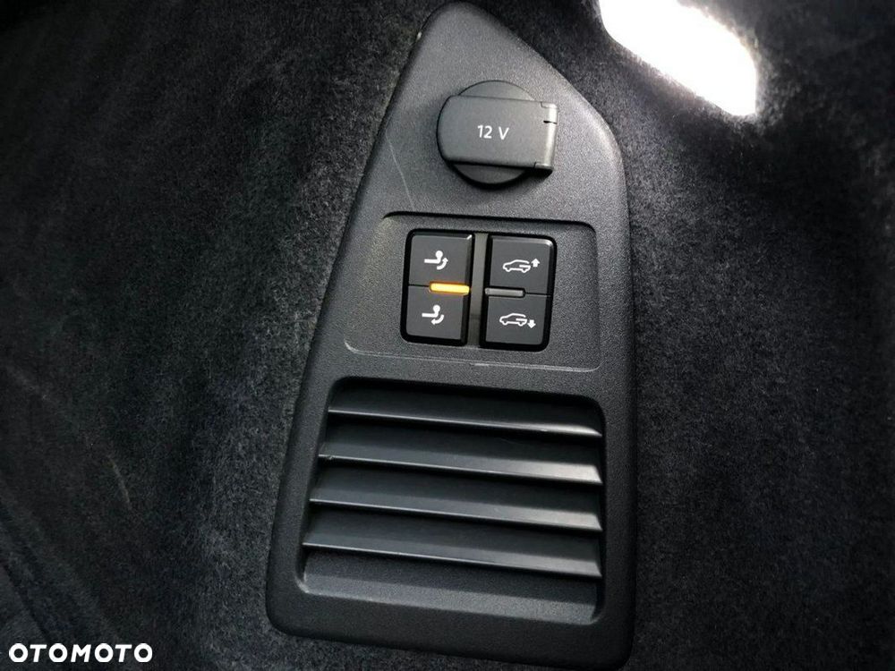 Volkswagen Touareg 4.0 V8 TDI SCR 4Mot R-Line - 39