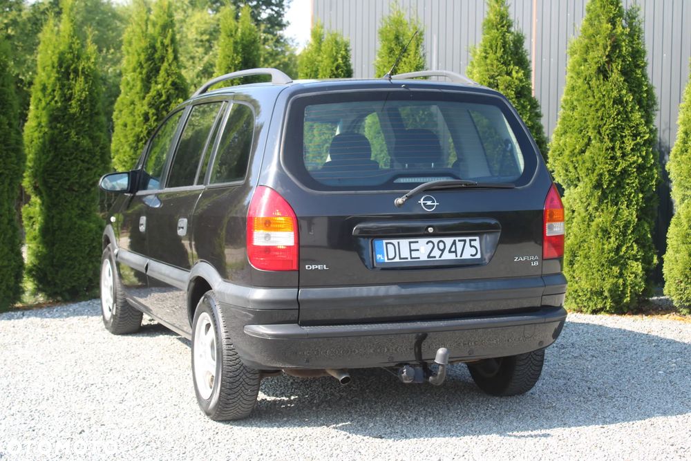 Opel Zafira 1.8 Njoy - 12