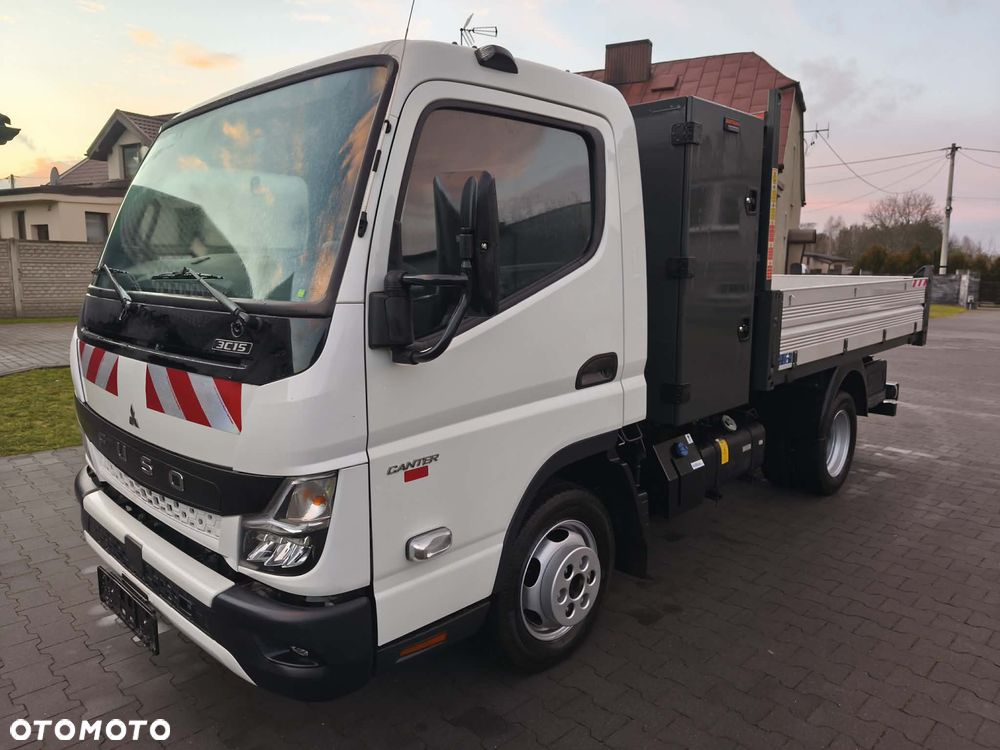 Mitsubishi Fuso Canter - 24