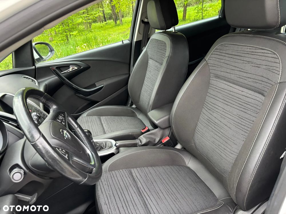Opel Astra 1.4 Turbo - 17