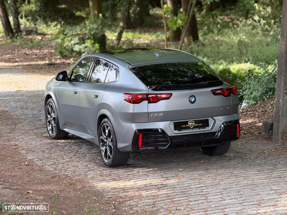 BMW iX2 xDrive30 Pack Desportivo M Pro - 4