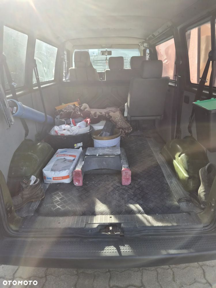 Volkswagen Transporter Mixt - 9