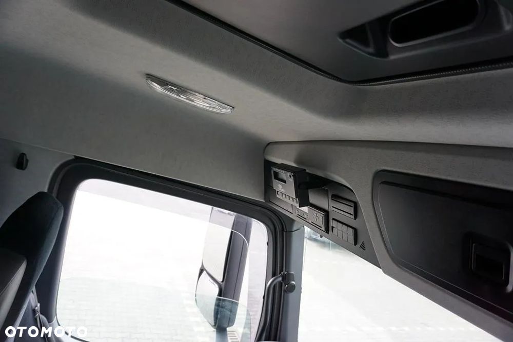 Mercedes-Benz ANTOS / 2535 / EURO 6 / CHŁODNIA + WINDA / 23 PALETY / OŚ SKRĘTNA - 39