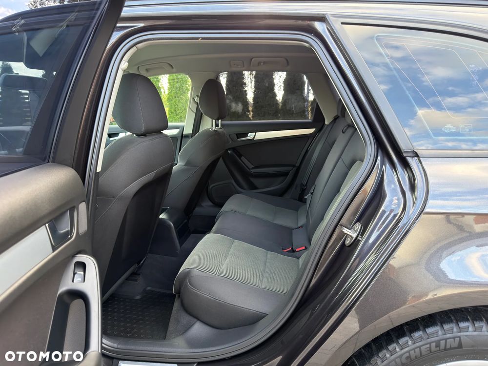 Audi A4 Avant 2.0 TFSI Attraction - 30