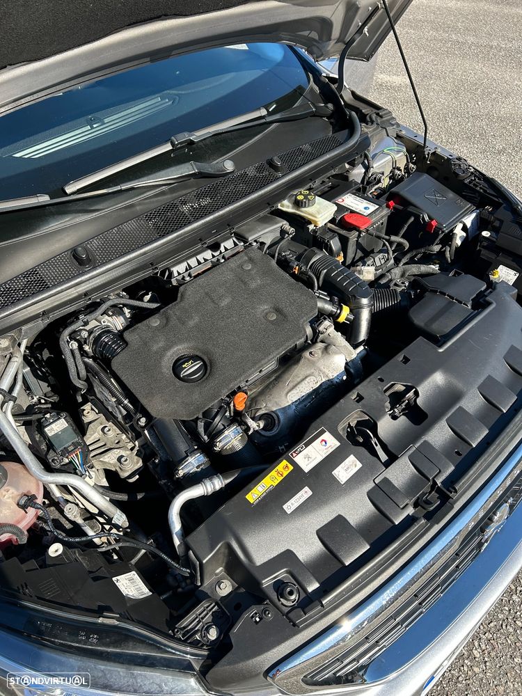 Peugeot 308 SW - 7