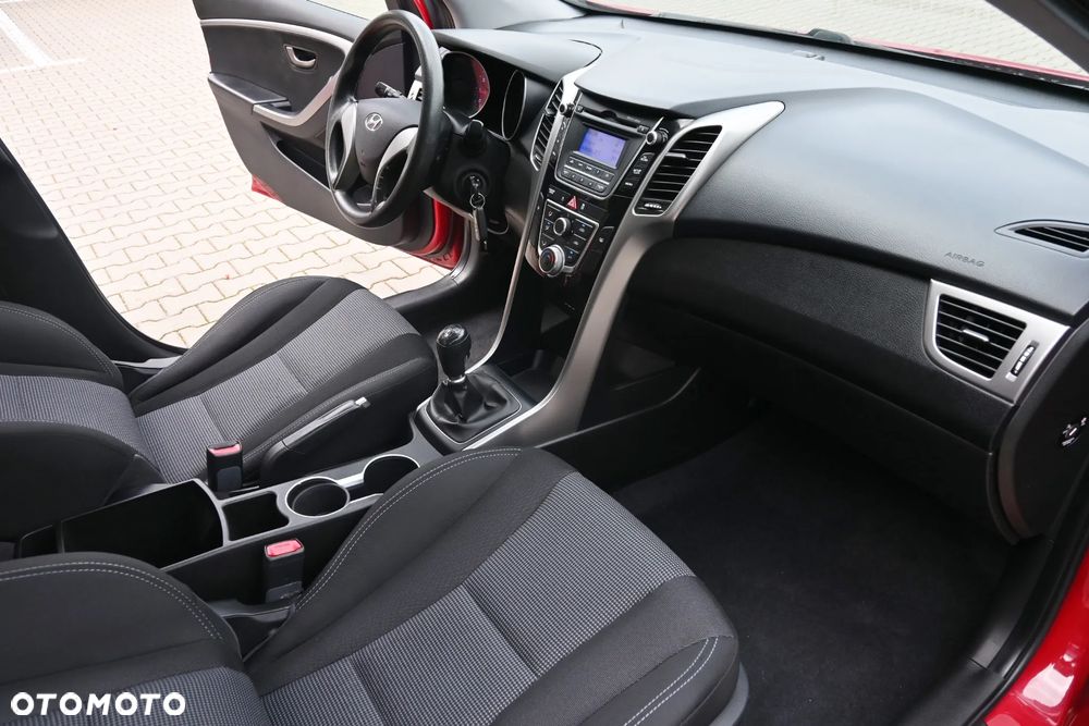 Hyundai i30 1.4 Comfort - 33