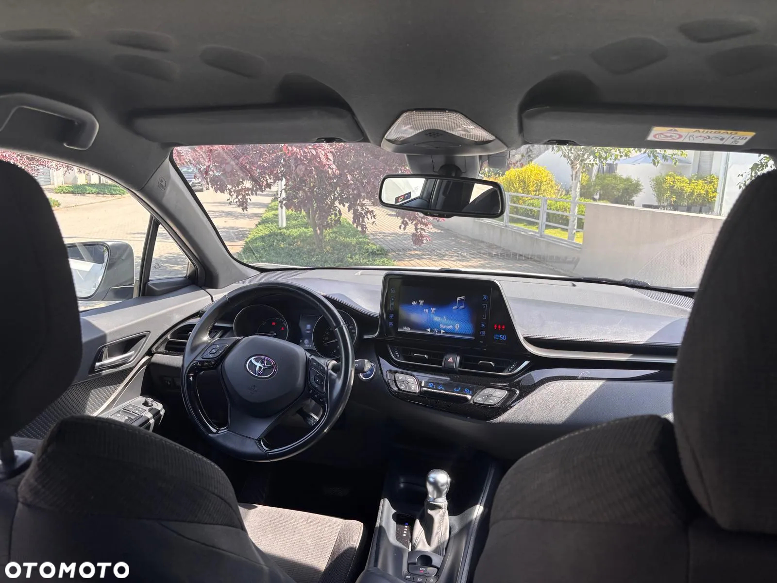 Toyota C-HR 1.8 Hybrid Premium - 12