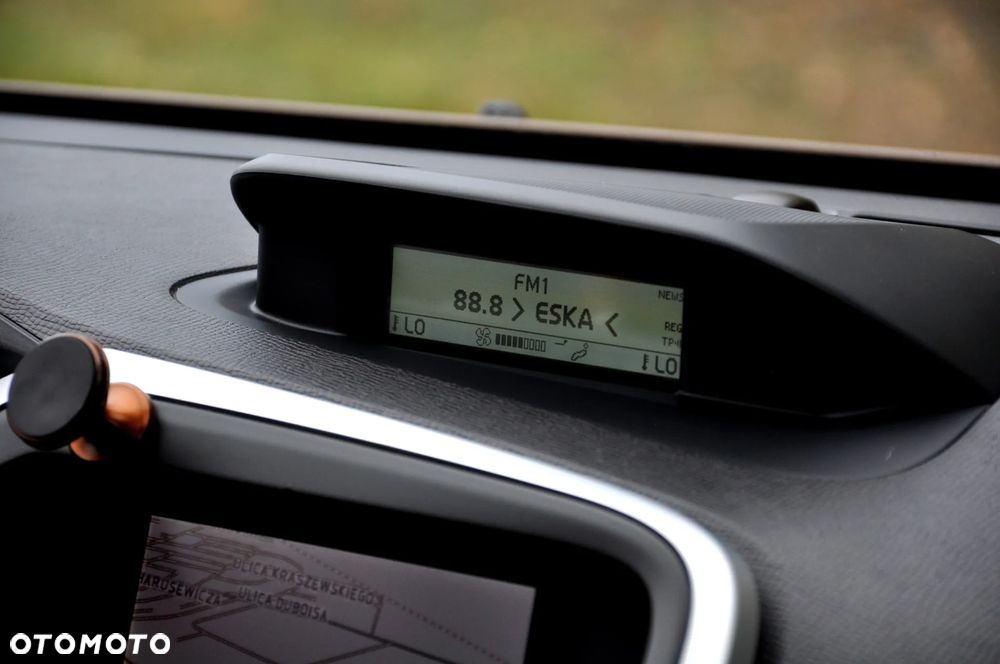 Volvo XC 60 2.4D Momentum - 32