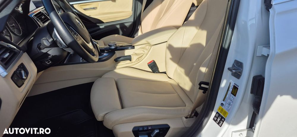 BMW Seria 3 330i xDrive AT M Sport - 8