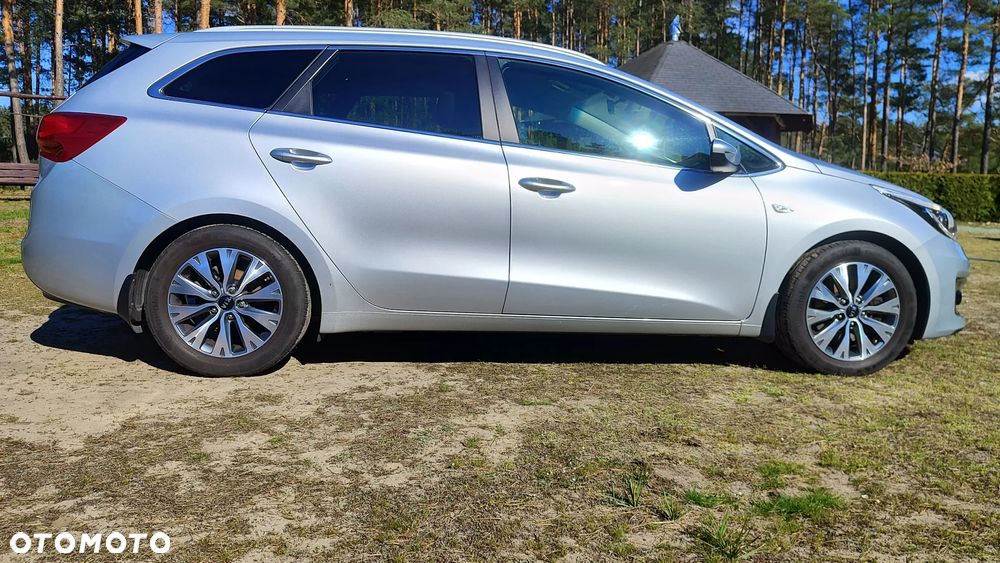 Kia Ceed 1.6 GDI Smart Plus - 4