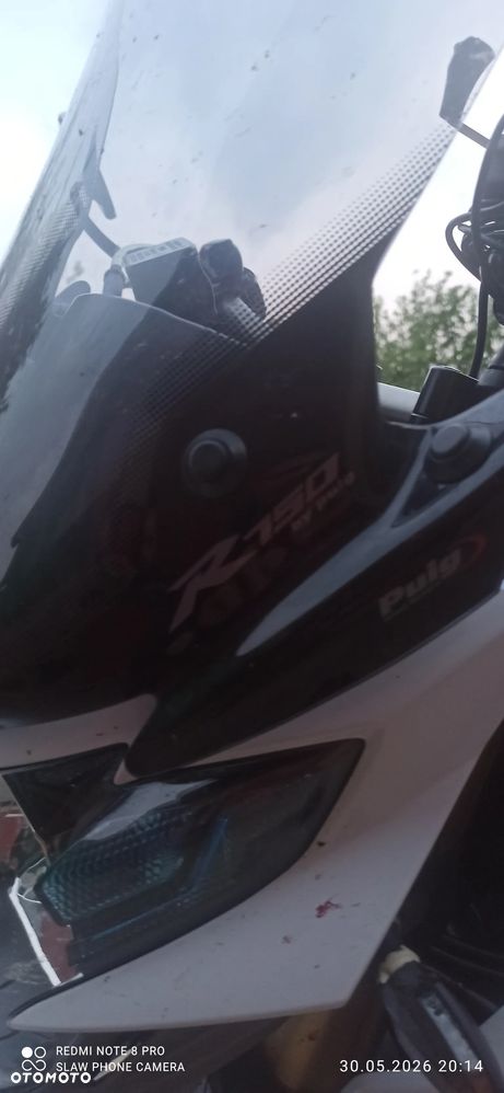 Suzuki GSR - 16