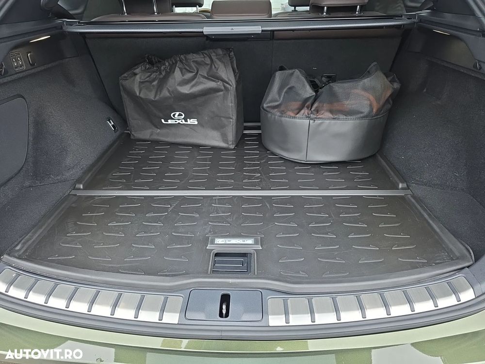 Lexus Seria RX 450h+ E-Four PHEV Luxury - 12