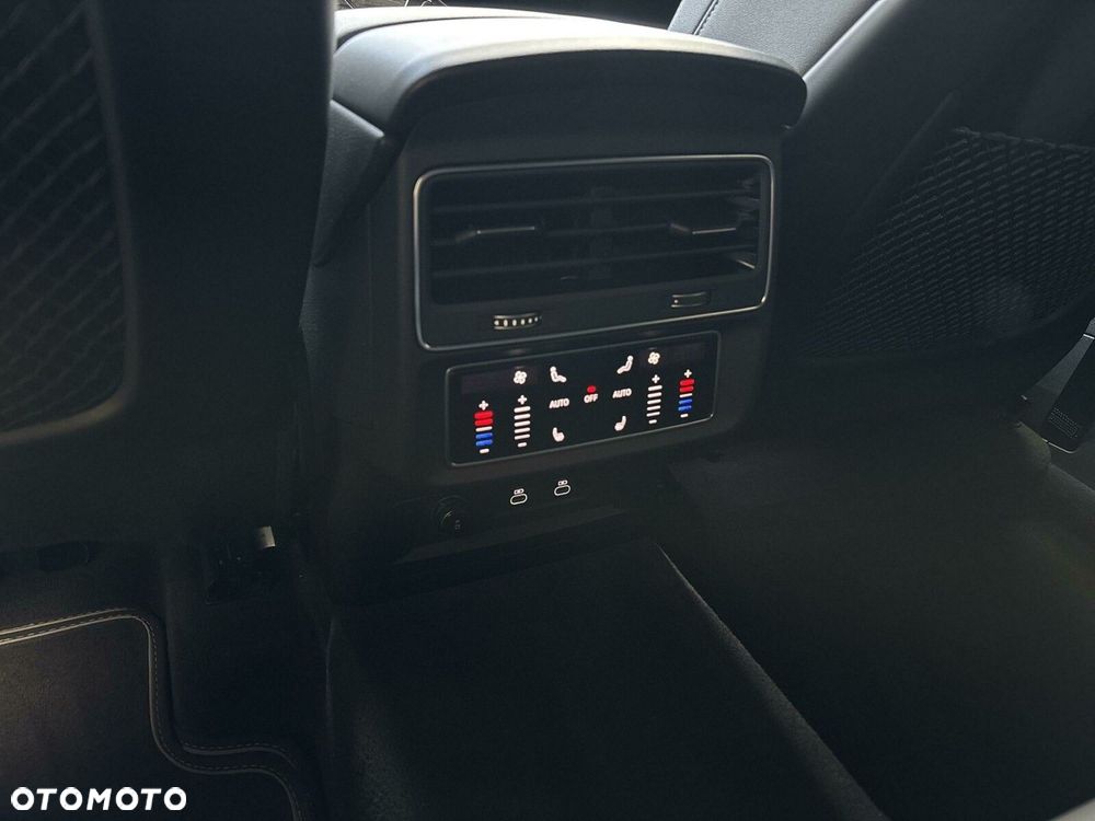 Audi Q7 - 32