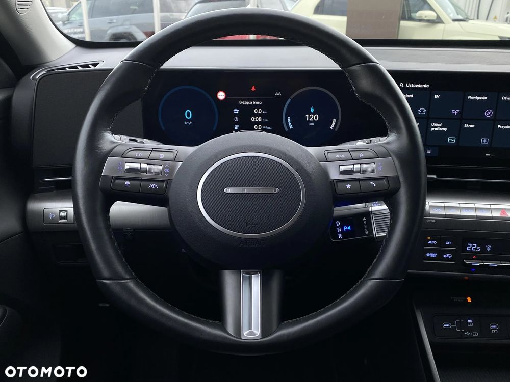 Hyundai Kona 65kWh Executive - 7