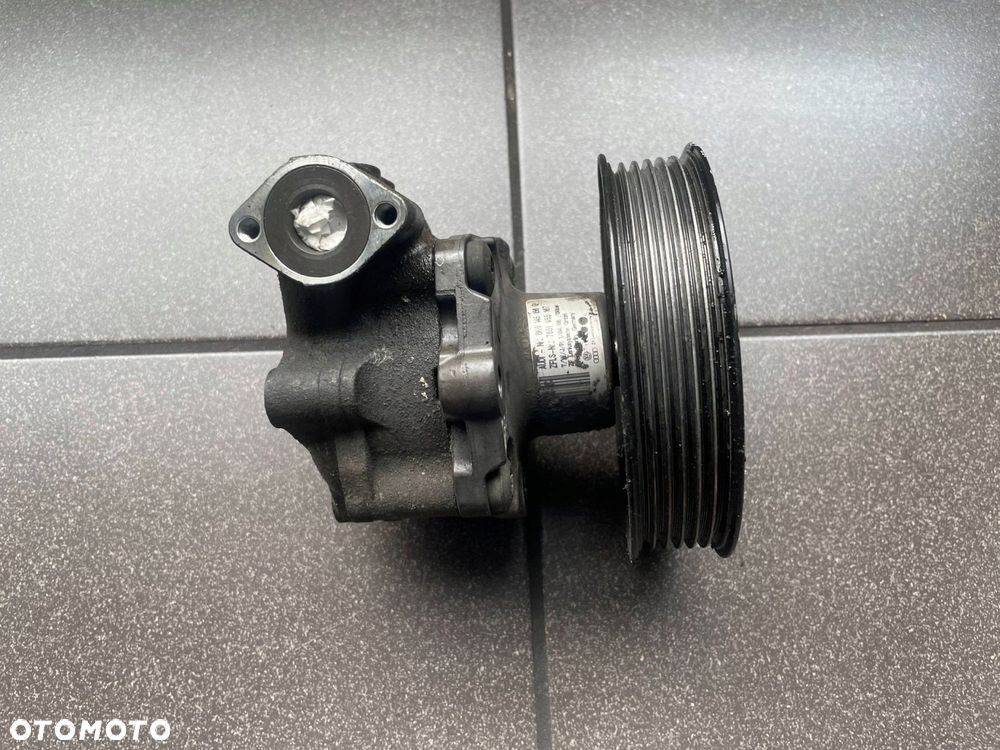 POMPA WSPOMAGANIA 2.0 VW AUDI SKODA 8K0145156Q - 1