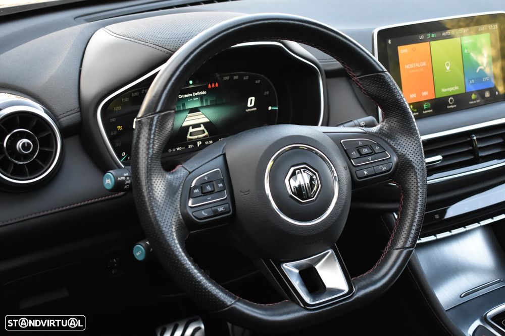 MG EHS 1.5 T-GDI Plug-in Hybrid Luxury - 31