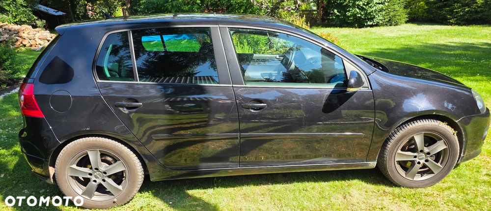 Volkswagen Golf - 2