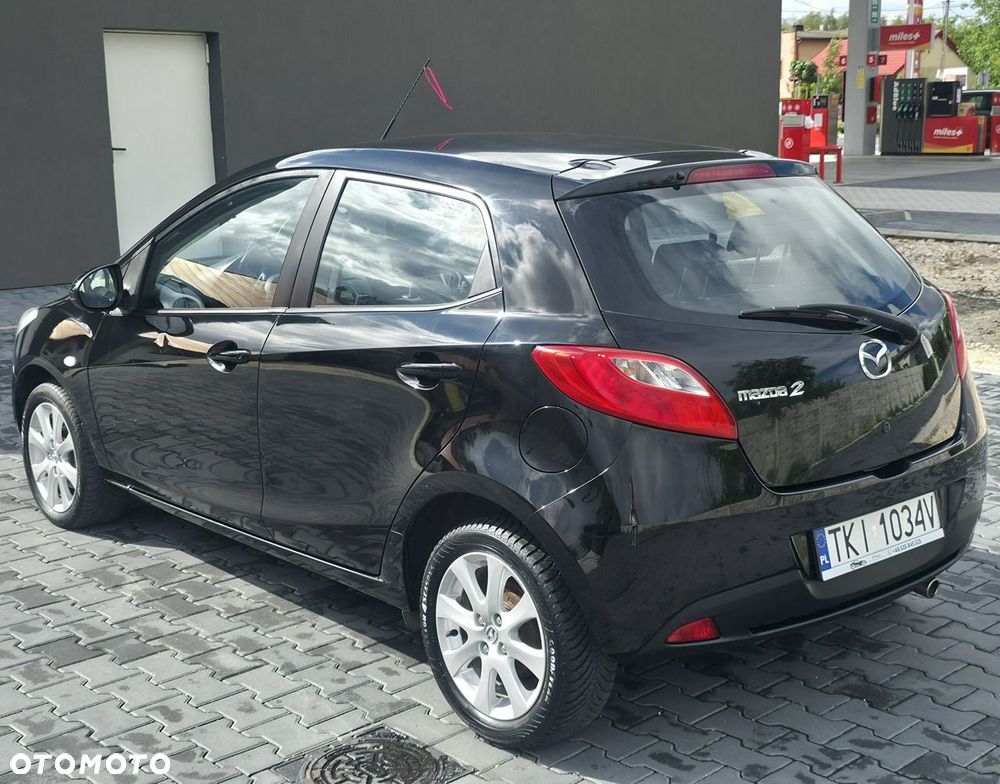 Mazda 2 - 4