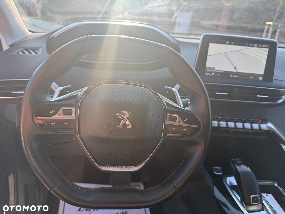 Peugeot 3008 PureTech 130 Stop & Start GPF EAT8 Active Business-Paket - 16