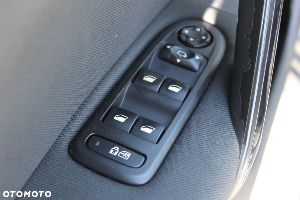Peugeot 508 2.0 HDi Active - 13