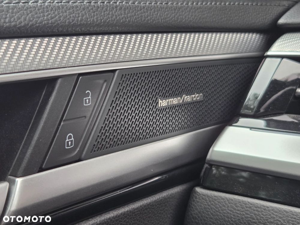 Volkswagen Arteon 2.0 TDI R-Line DSG - 34