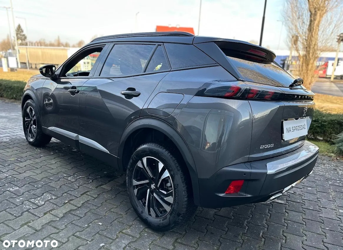 Peugeot 2008 1.2 PureTech Allure S&S - 6