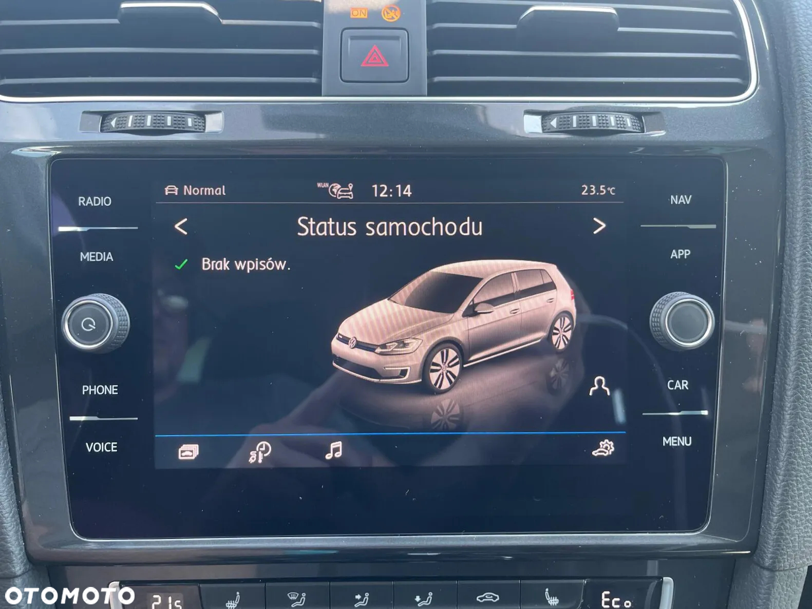 Volkswagen Golf e-Golf - 23