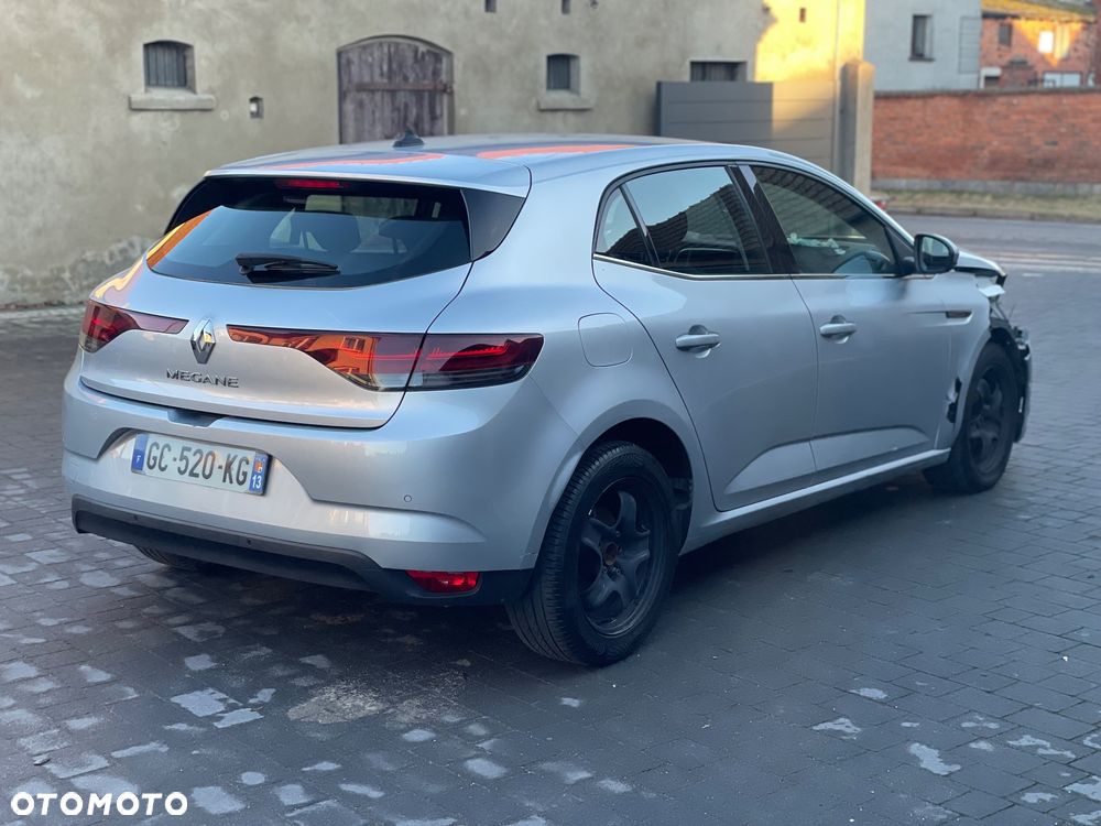 Renault Megane BLUE dCi 115 BOSE EDITION - 4