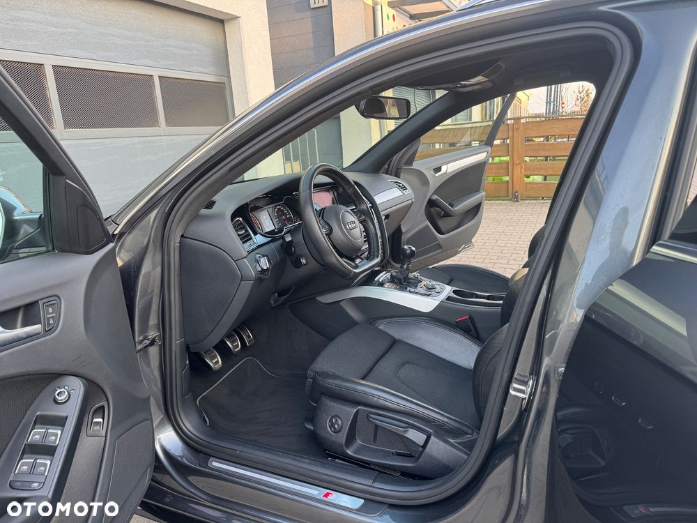 Audi A4 Avant 2.0 TDI DPF clean diesel quattro S line Sportpaket - 24