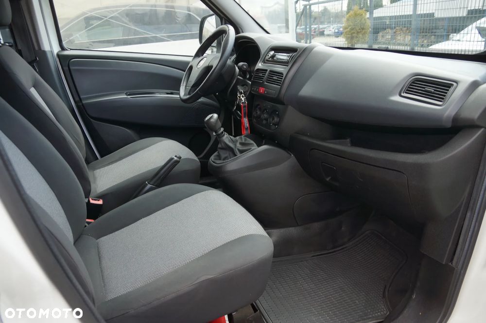 Fiat Doblo - 19