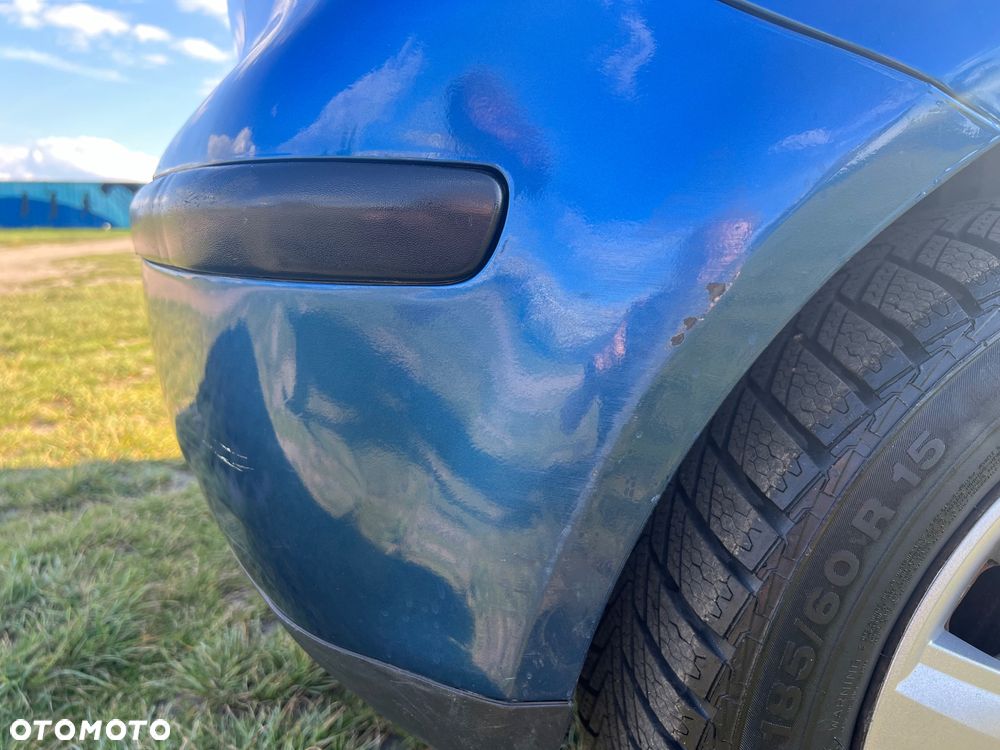 Volkswagen Polo - 15