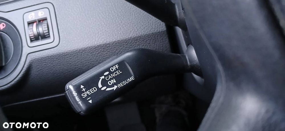 Volkswagen Passat 1.9 TDI Comfortline - 19