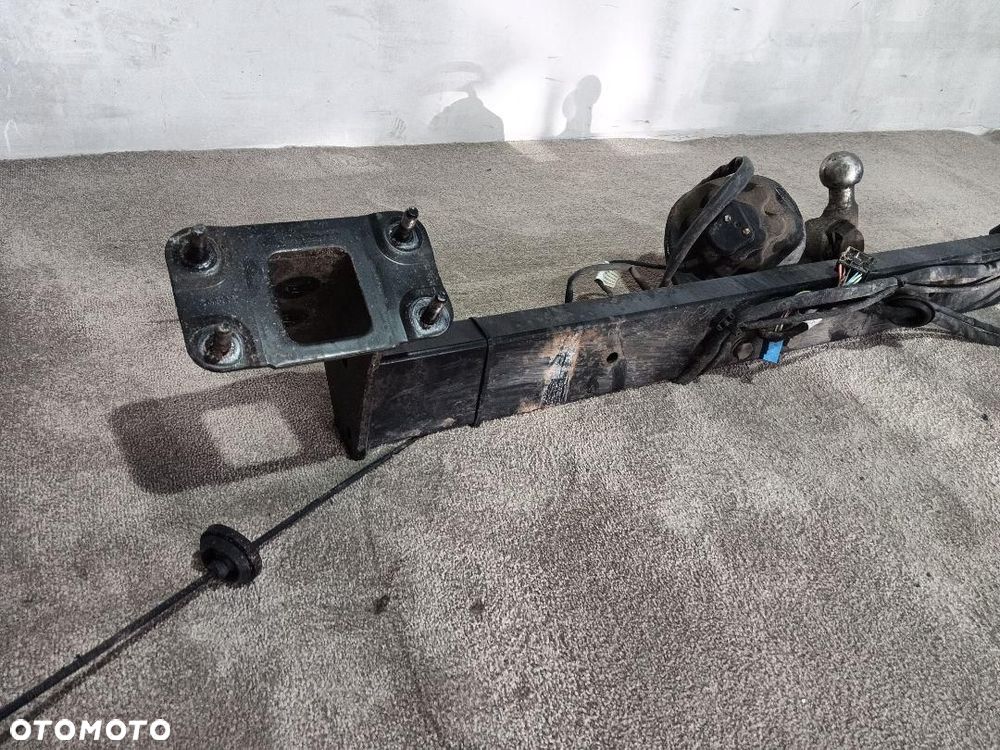 HAK ELEKTRYCZNY  MERCEDES E KLASA SEDAN A2123100600 - 9
