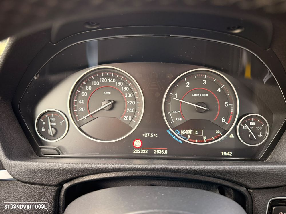BMW 320 d Sport Line - 10